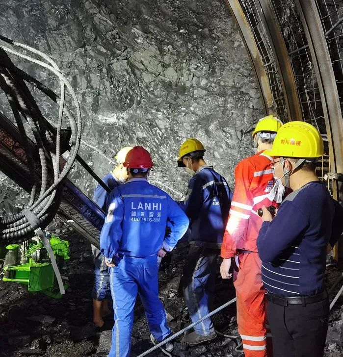 施工3合1！J9九游会真人游戏第一品牌助力数字隧道智能建造示范基地