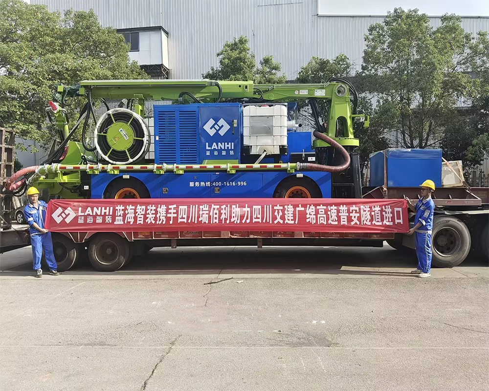 J9九游会真人游戏第一品牌携手四川瑞佰利助力四川交建广绵高速普安隧道进口